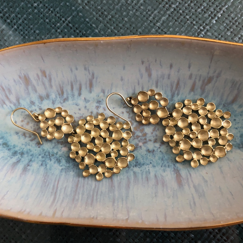 Host Pick Sarah Richardson Pod Chandelier Earrings Nwot